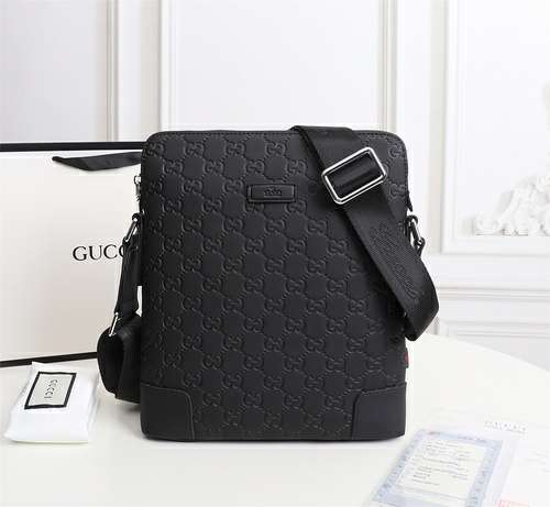 Picture of Gucci Mens Bags _SKUfw125267958fw